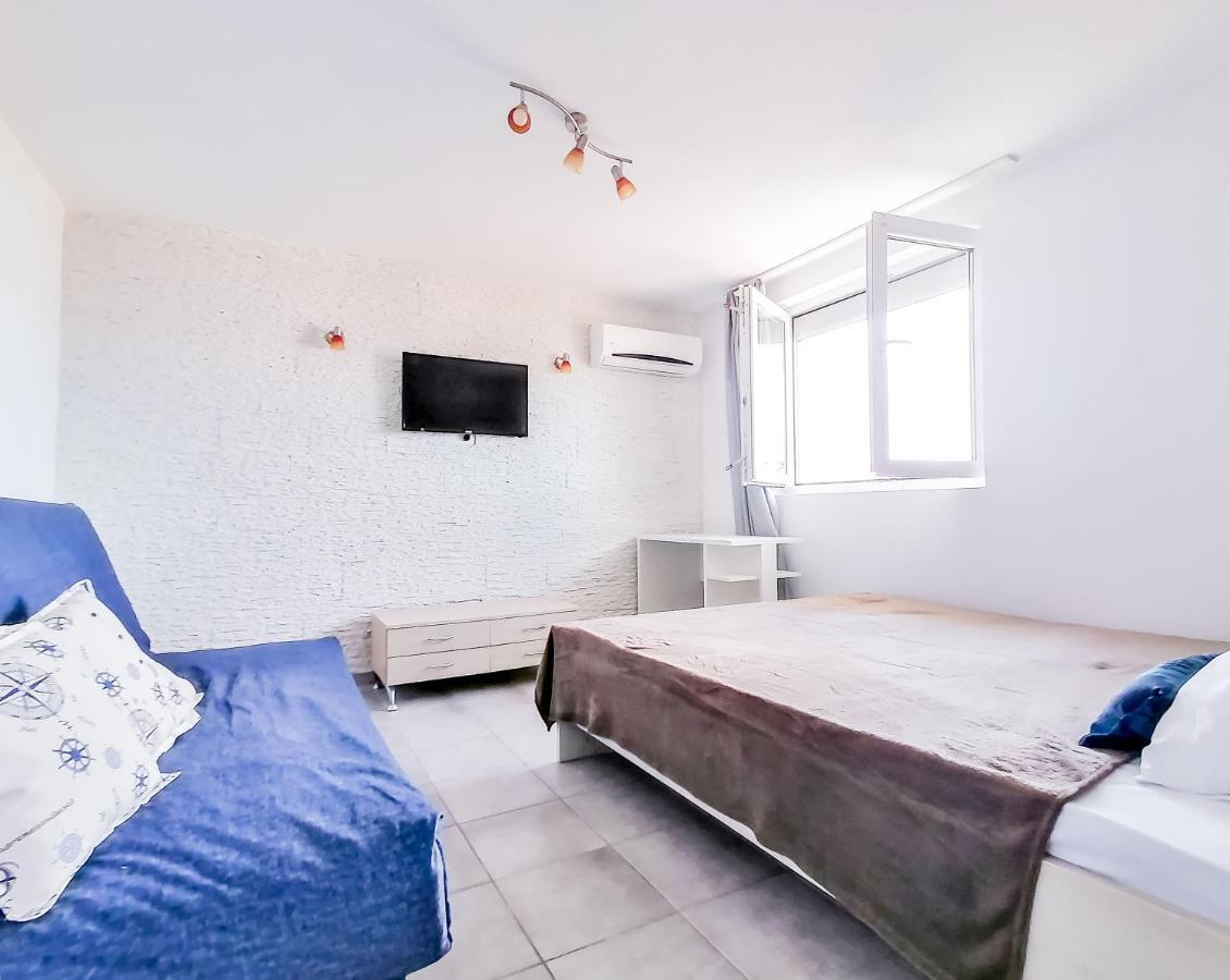 Apartments Siesta Τίβατ Εξωτερικό φωτογραφία
