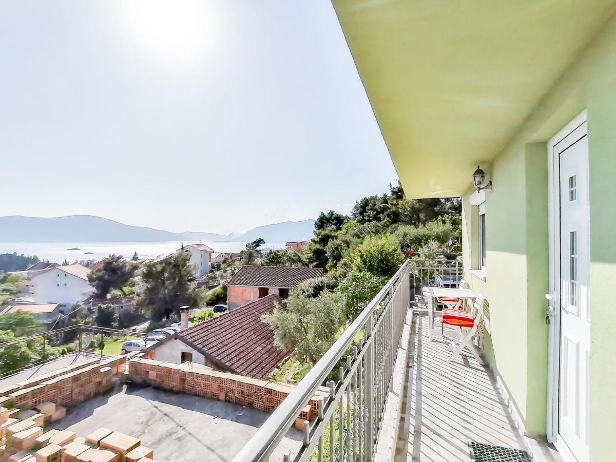 Apartments Siesta Τίβατ Εξωτερικό φωτογραφία