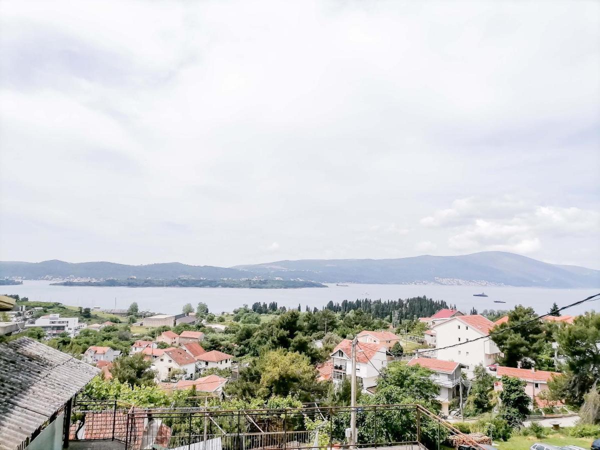 Apartments Siesta Τίβατ Εξωτερικό φωτογραφία
