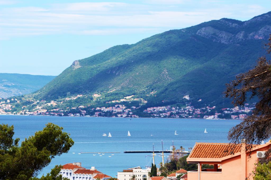 Apartments Siesta Τίβατ Εξωτερικό φωτογραφία