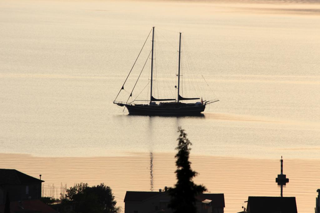 Apartments Siesta Τίβατ Εξωτερικό φωτογραφία